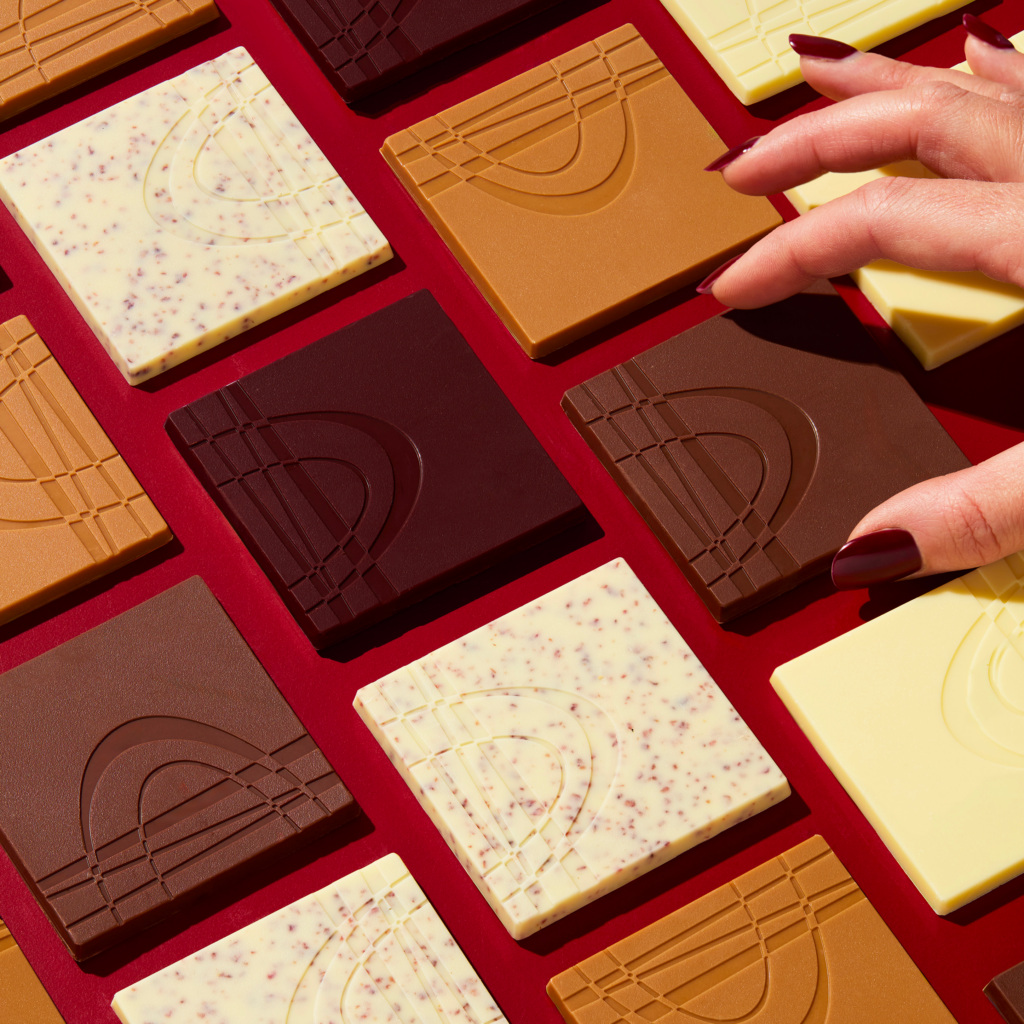 Tavoletta primo assaggio cioccolato Bianco, Lime e Pepe rosa – dettaglio 1 – Goslino